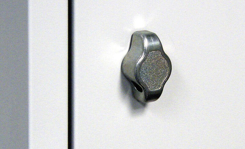 La serrure porte cadenas - Akaze